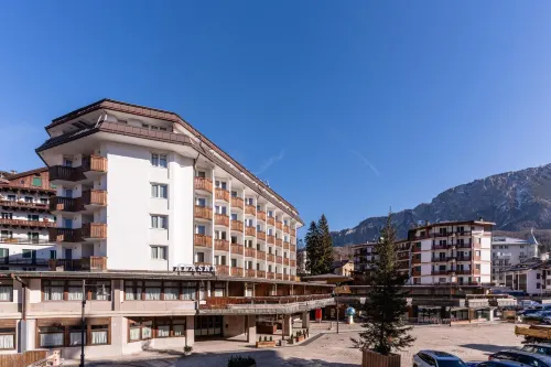 Hotel Alaska Cortina - Haustierfreundliche