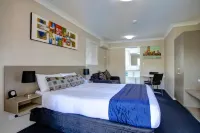 Beachpark Apartments Coffs Harbour - Beach