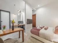 Starlight Luxury Suites Hotels near Split Bus Station