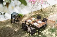 Cliff Haven Villa Krabi - Villaer