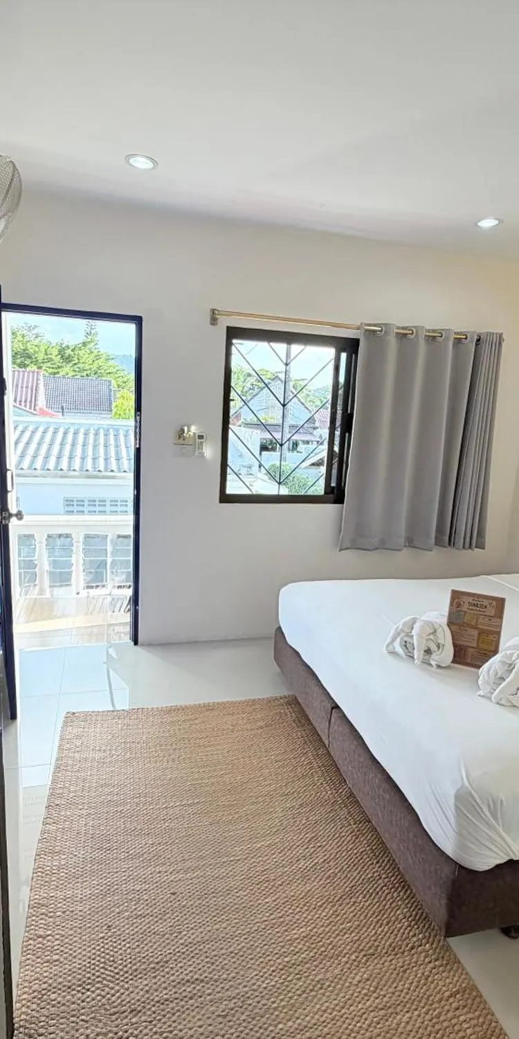 ห้องเตียงใหญ่ 1 เตียง วิวภูเขา