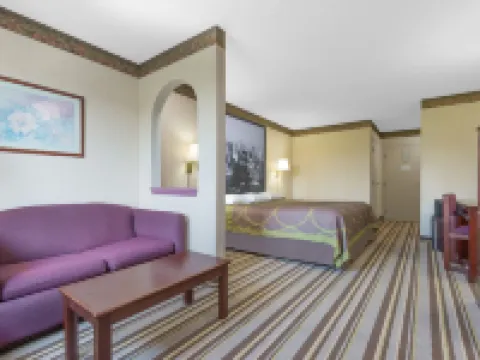 Super 8 by Wyndham Wapakoneta Hotels in Auglaize County