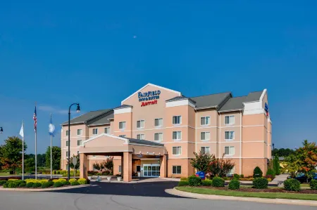 Fairfield Inn & Suites South Hill I-85