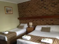 Gisborne Motel Hotel a Woodend