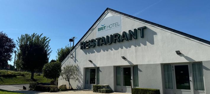 Brit Hotel Mayenne Отели в г. Майенн