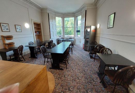 에든버러하우스 외관