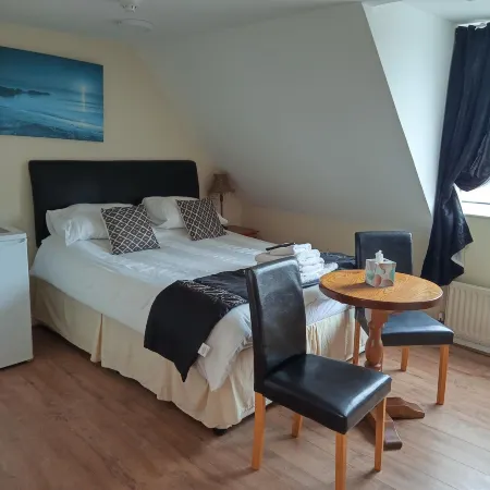 The Wilton Guest House Отели рядом с достопримечательностью «Уэймут Бич»