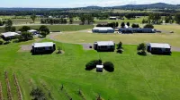 Adina Vineyard - 4-Star