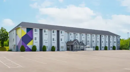 Spark by Hilton Clarion Отели в г. Кларион Каунти