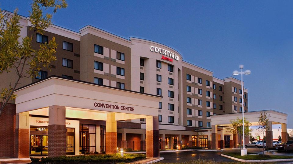 Courtyard Toronto Brampton