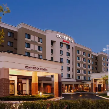 Courtyard Toronto Brampton