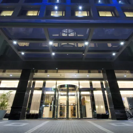 Guanko Hotel Отели рядом с достопримечательностью «Плотина Лампонд»