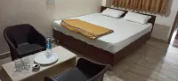Iroomz Suchira Lodge