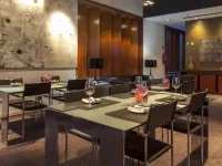 AC Hotel A Coruna Các khách sạn gần Sân vận động Riazor