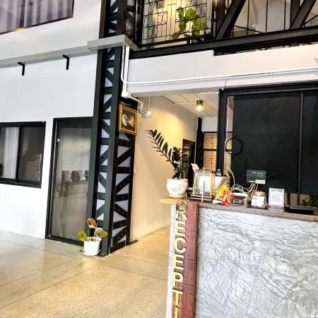 Anton Hotel Hatyai Отели рядом с достопримечательностью «Рынок Сантисук»