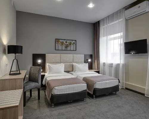Premier Hotel โรงแรมในตเวียร์