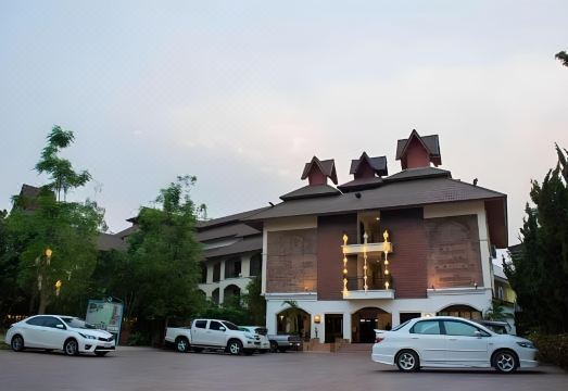 품 타이 가든 호텔