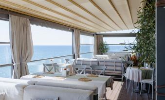 Caspian Riviera Grand Palace Hotel