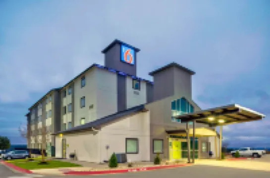 Motel 6 Marble Falls, TX