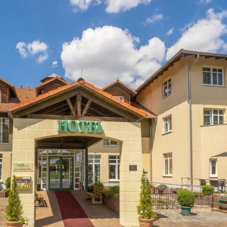 Ferien Hotel Spree-Neisse Отели рядом с достопримечательностью «Стадион "Дружба"»