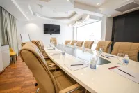 Noor Land Hotel