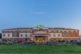 Holiday Inn Express & Suites O'FALLON/SHILOH by IHG