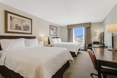 Holiday Inn & Suites Lloydminster