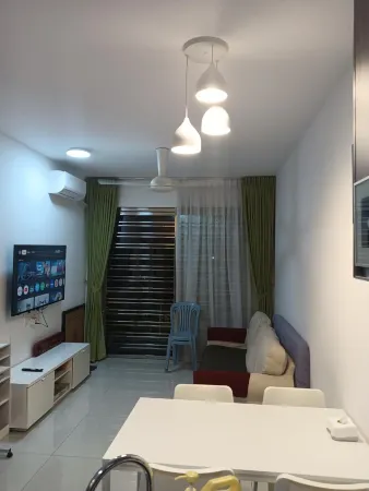 Sweet & Happy AI Home - Laman Glasier Central Park Отели в г. Тебрау