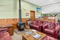 Mountain Heights Lodge Hotels in National Park