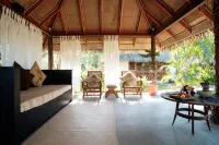 Musket Cove Island Resort فنادق في مالولو