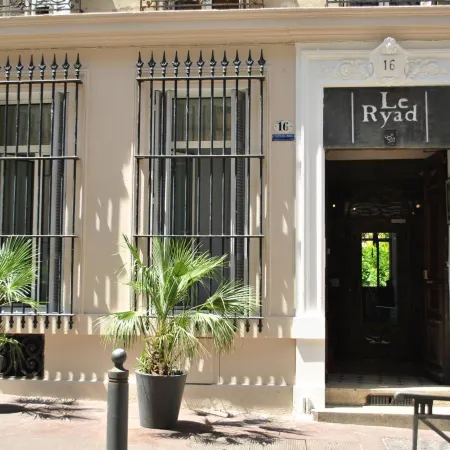 Le Ryad Boutique Hôtel Отели рядом с достопримечательностью «Бульвар Ла-Канбьер»