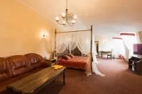 Kamelot Hotel