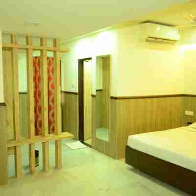Hotel Rathna Residency Rooms