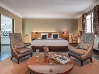 Le Grand Hotel Hotels in Tours
