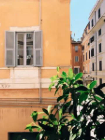 Little Queen Suite Hotels near Largo di Torre Argentina