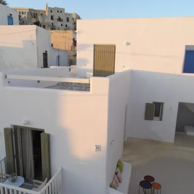 Naxos Oceamo Hotels near Portara