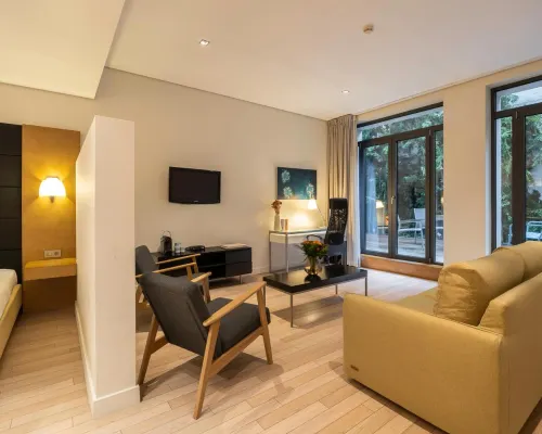 B-Aparthotel Grand Place Các khách sạn gần Công viên Warandepark