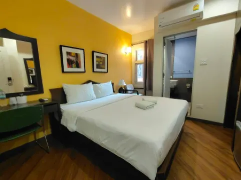 Vinary Hotel Sukhumvit