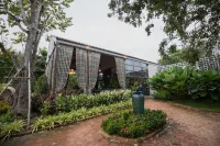 Thanburi Resort