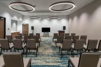 La Quinta Inn & Suites by Wyndham Nashville Downtown/Stadium