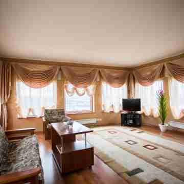 Ogni Murmanska Rooms