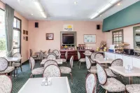 Days Inn & Suites by Wyndham Sunnyvale - breakfast