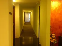 祖托兒商務及休閒飯店 - 2 星級
