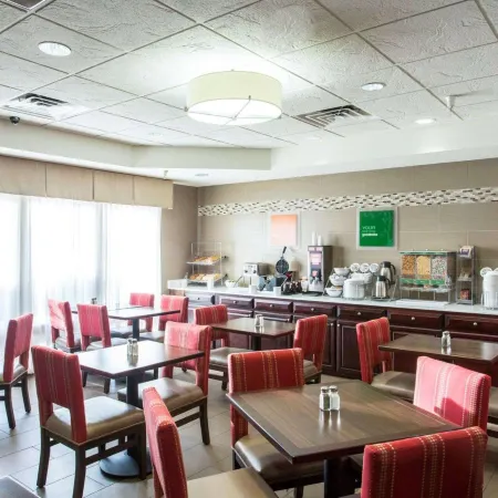 Comfort Suites