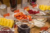 Hampton by Hilton Poznan Old Town - breakfast