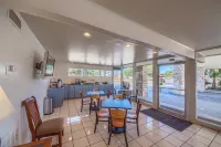 Americas Best Value Inn Uvalde - Pools