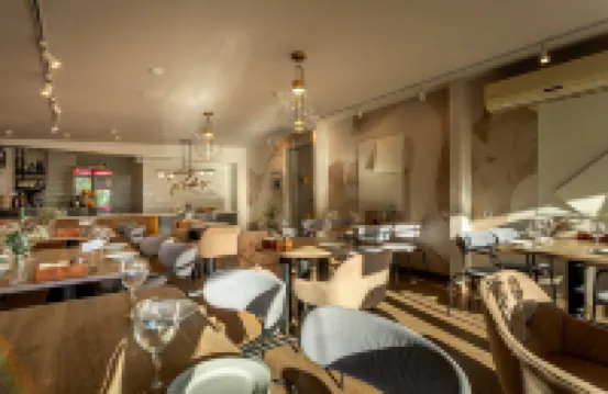 オテリ・ロドス のホテル