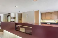 Travelodge by Wyndham Bridgewater