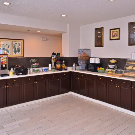 Econo Lodge Darien