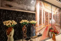 Grand ANI Hotel - 4-Star